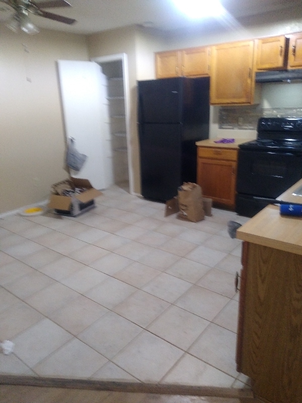 Photo - 415 Valley Mills Dr