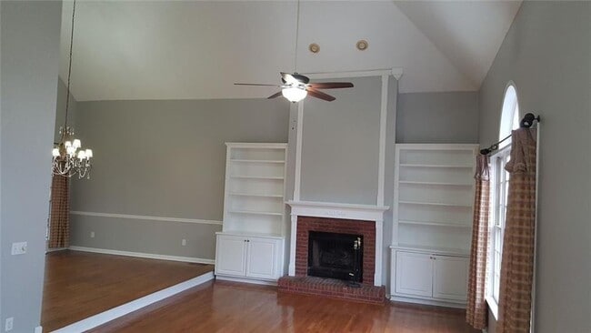 Photo - 3885 Waterford Dr