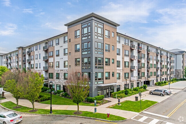 Xchange at Secaucus Junction - Xchange at Secaucus Junction Apartments