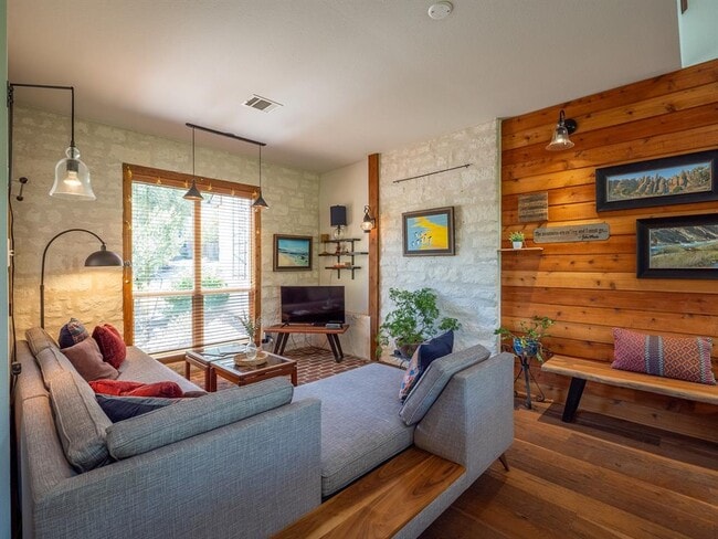 Photo - 10731 Cassia Dr