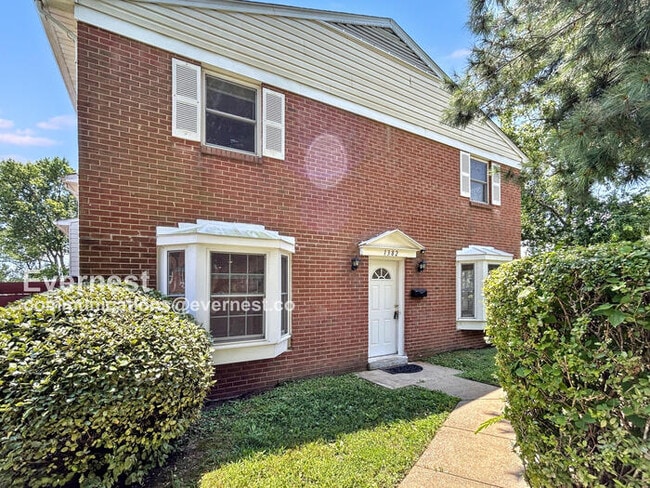 Building Photo - 1382 Ironwood St Rental