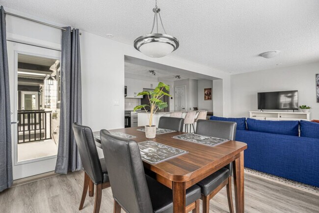 Photo - 805 Windbury Pl SW Unit ID1314496P