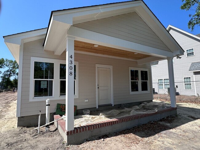 New Construction 3 Bedroom House - New Construction 3 Bedroom House