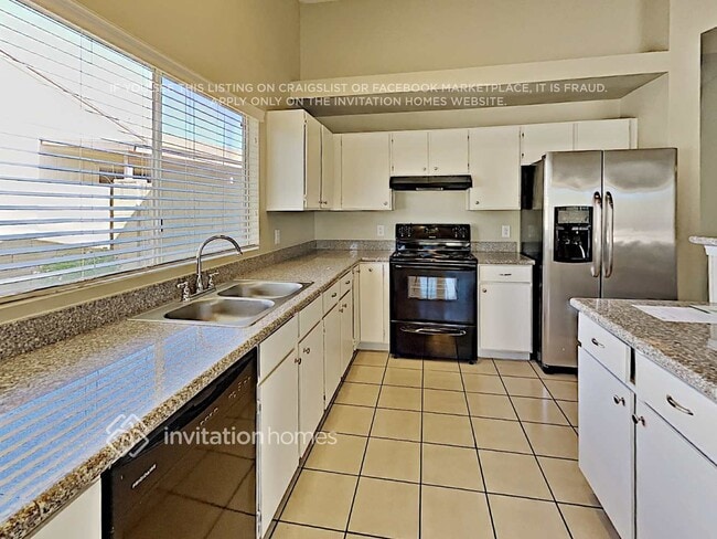 Photo - 3226 W Ross Ave