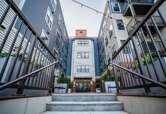 Building Photo - 99 Foundry Pl Unit 211 Rental
