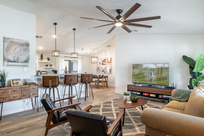 Building Photo - 4909 E Tumbleweed Cir Unit ID1248646P Rental