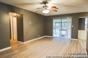 Photo - 209 Royal Dr