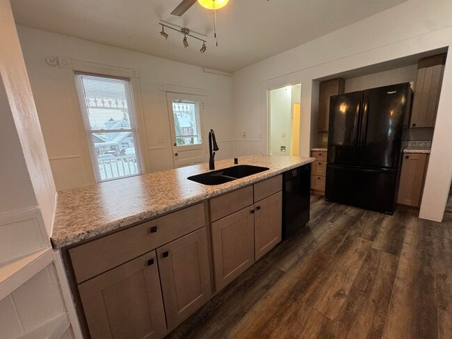 Photo - 122 North St