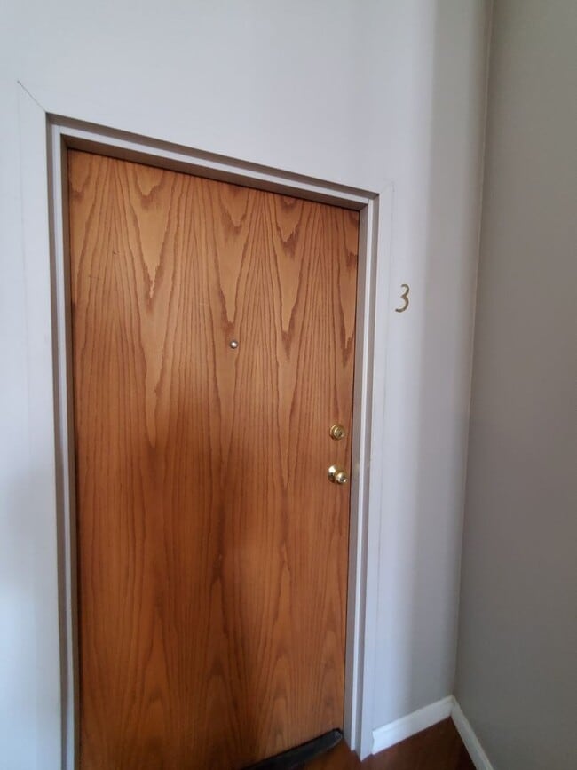 Photo - 101 S Main St Unidad APT 3