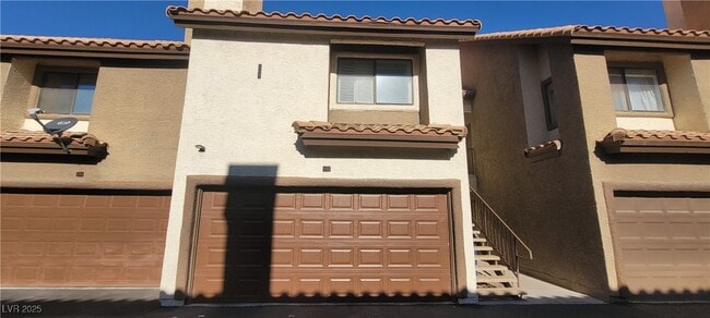 Building Photo - 2995 E Sunset Rd Unit 103 Rental