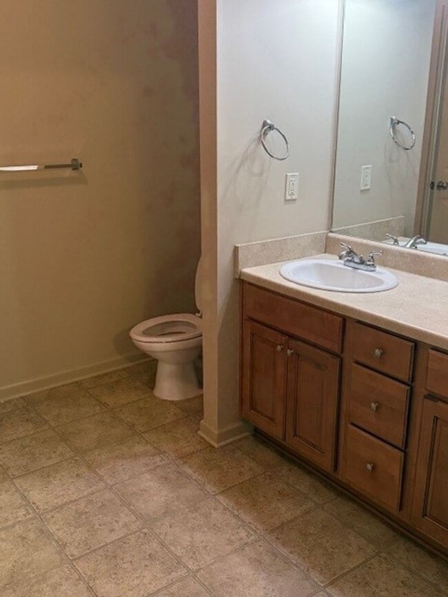 Photo - Nice 3 Bed 2 Bath Home! Available Now!