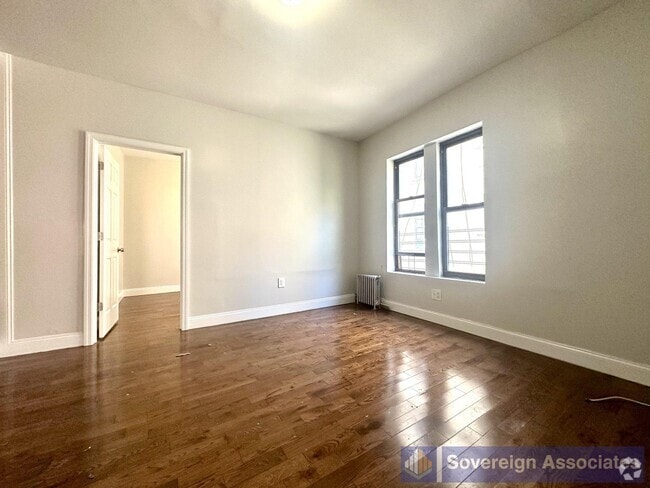 Building Photo - 2254 5th Ave Rental