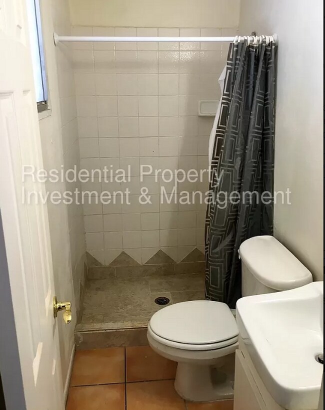 Photo - MOVE IN READY!!RENT TO OWN!!! 4 BED 3 BATH...