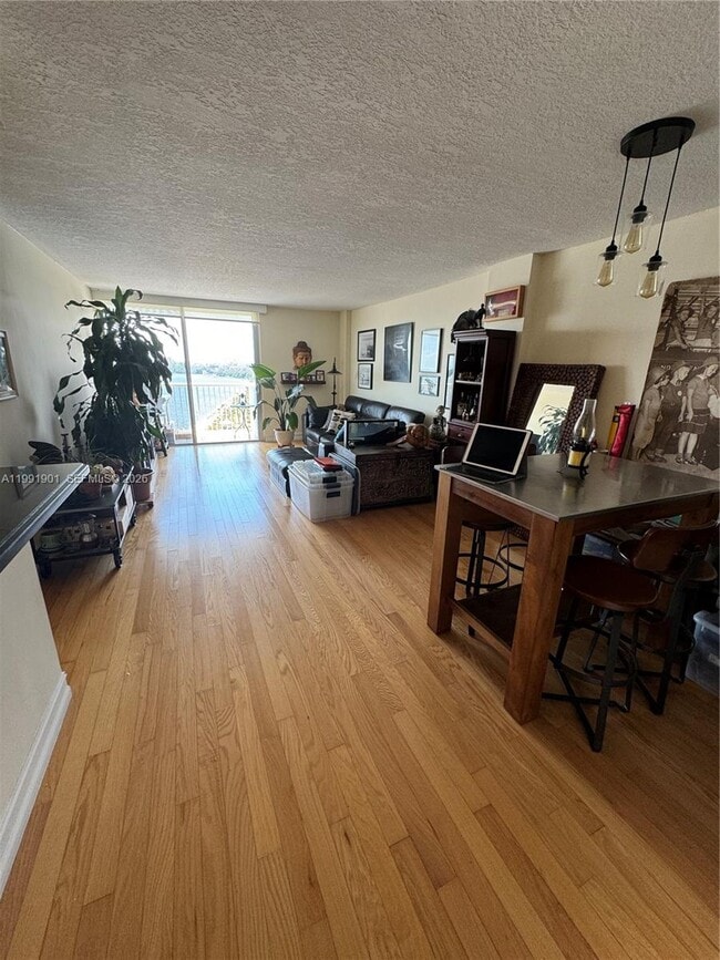 Photo - 150 SE 25th Rd Unit 11L