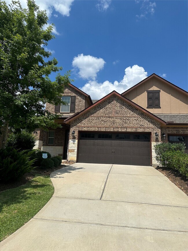 Photo - 24 Centennial Ridge Pl