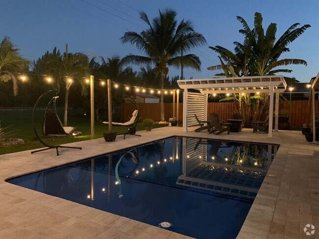 Building Photo - 4670 NW 113th Ave Rental