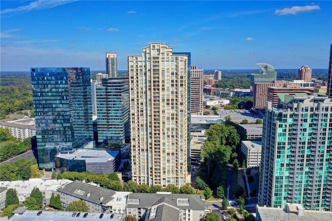 Photo - 3445 Stratford Rd NE Unidad 2106