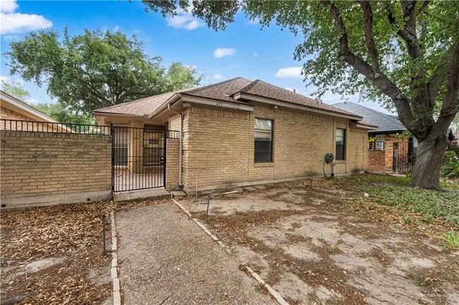 Building Photo - 411 Zinnia Ave Rental