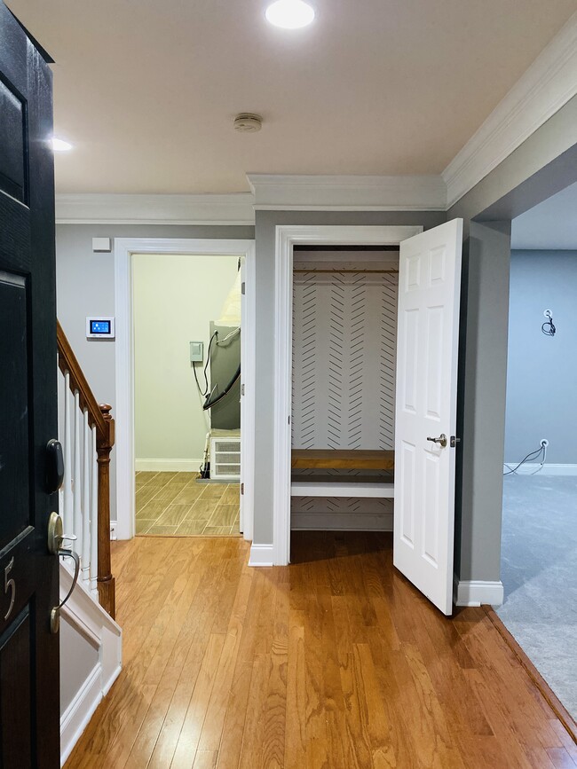 Photo - 9035 Parlor Dr