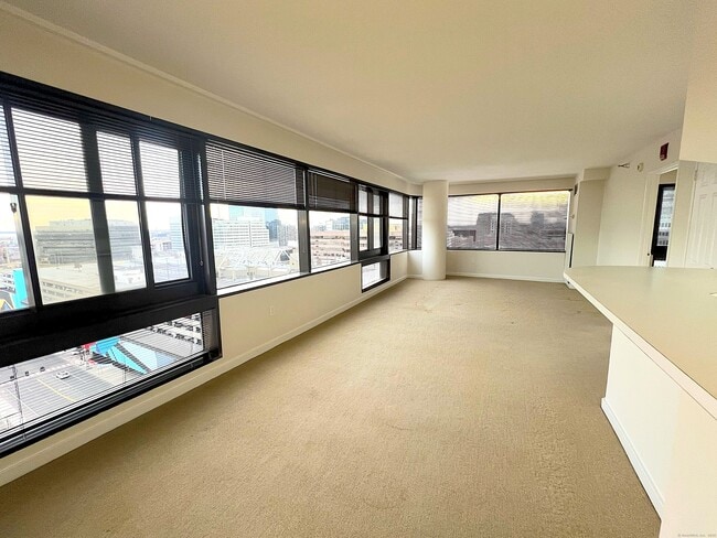 Photo - 127 Greyrock Pl Unit 1613