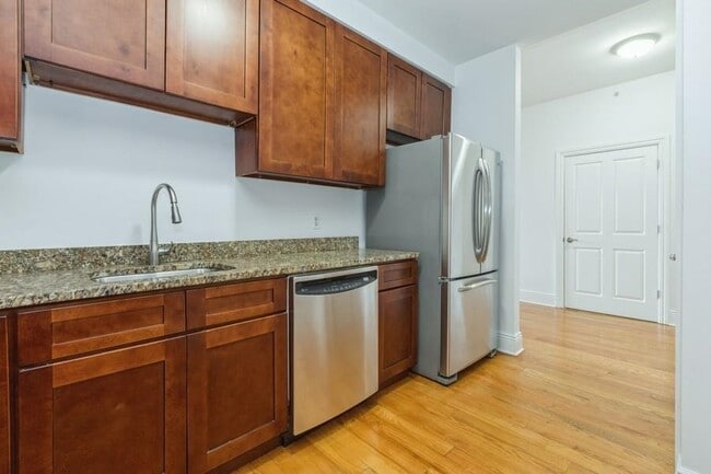 Photo - 809-815 22nd St Unit 1203