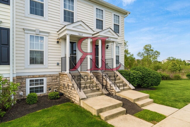 Photo - 5807 Bridgehampton Dr