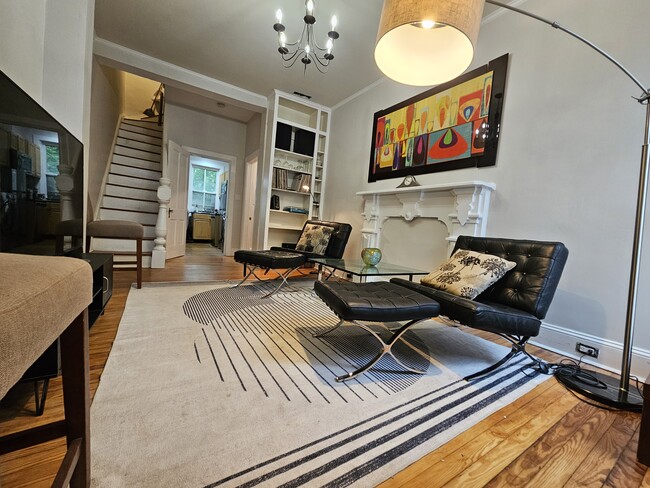 Photo - 136 W 2nd St