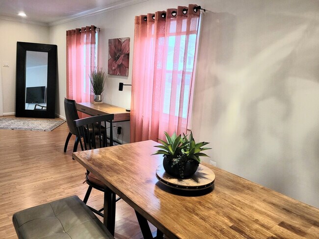 Photo - 2028 Pimmit Dr Unit SI ID1473419P