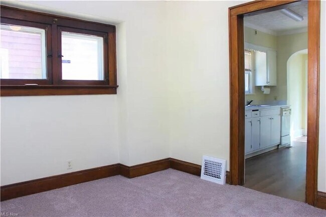 Photo - 4 Bedroom 1 Bathroom House in Akron