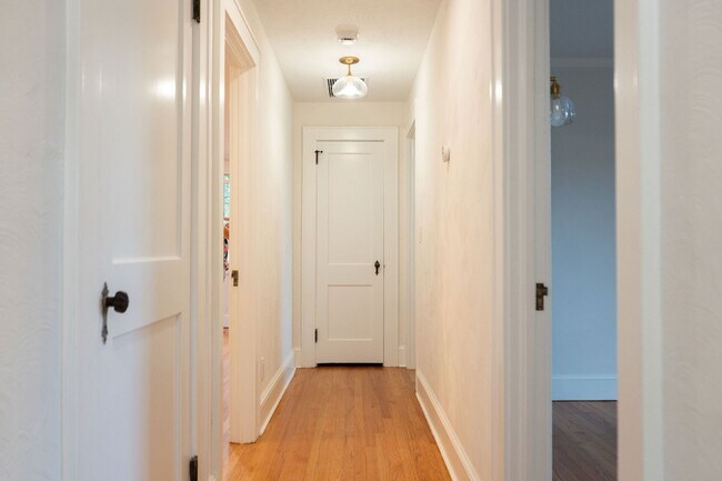 Photo - 415 West Ave