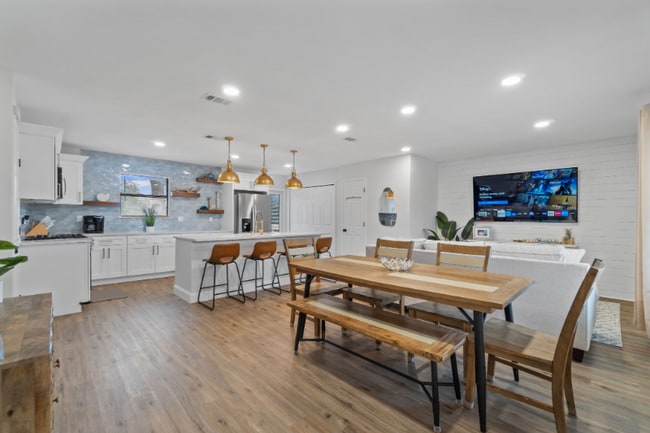 Photo - 145 Alabama Ave NW