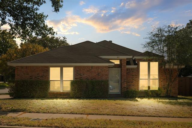 Photo - 401 Caviness Dr