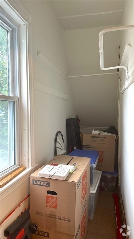 Building Photo - 66 Hall Ave Unit 2 Rental