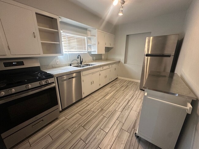 Photo - Vintage Ranch Home Unit House