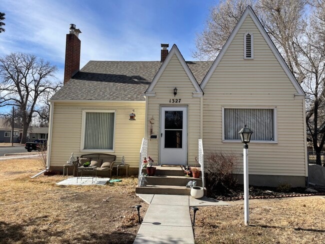 Photo - 1327 10th Ave