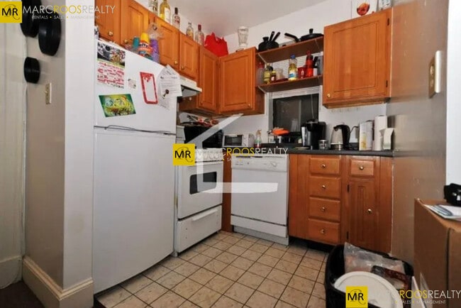 Photo - 867 Beacon St