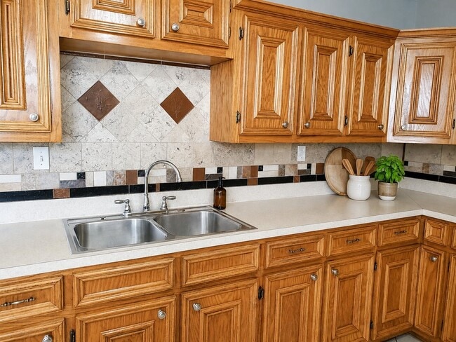 Photo - 3020 Sagebrush Dr