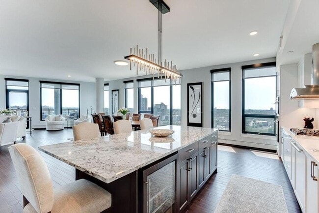 Building Photo - 1240 S 2nd St