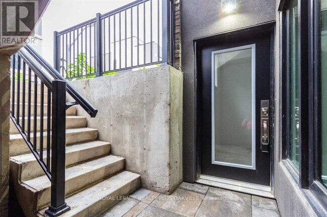 Photo - 1139 Cooke Blvd.