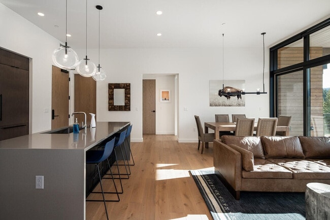 Photo - 4 Boathouse Way Unidad ID1255723P