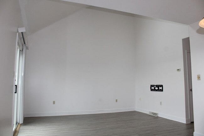Photo - 2 Bedroom Townhome with Attached Garage