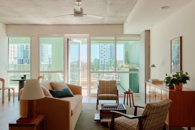 Building Photo - Ray Phoenix