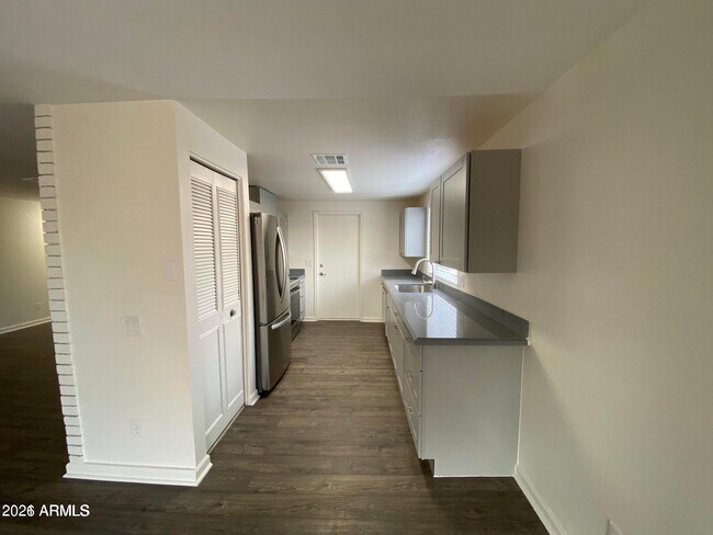 Photo - 2408 N Longmore St