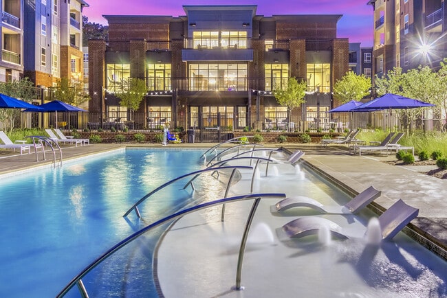 Pool Twilight - 1825 Morehead Ridge Dr Unit 121