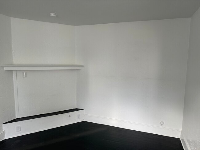 Photo - 1707 Holladay St Unit 7