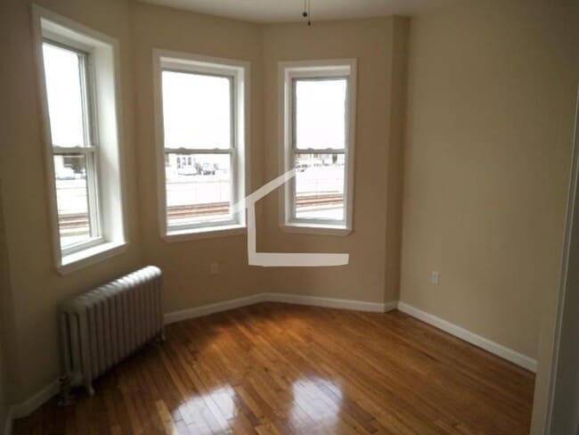 Photo - Updated 3 Bedroom Available 4/15/26- On the Green Line