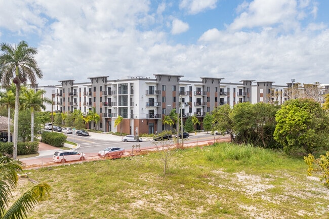 26215 S Dixie Hwy