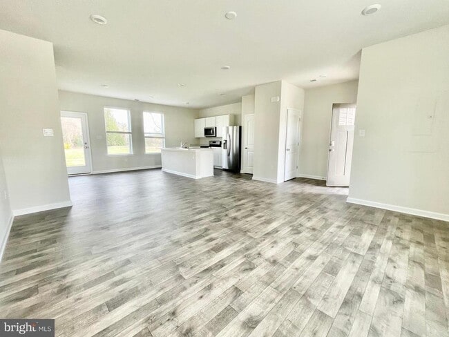 Photo - 87 Filbert Dr