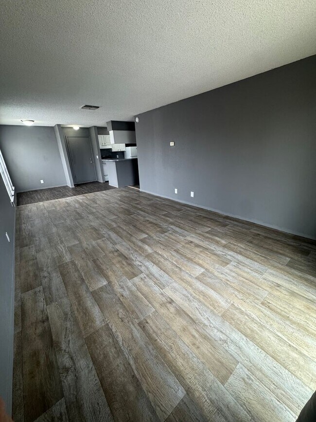 Photo - 2405 E 55th Pl Unit 2405 E. 55th Pl 18