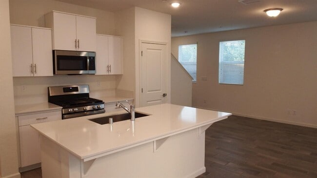 Photo - 2008 N Walling Ln